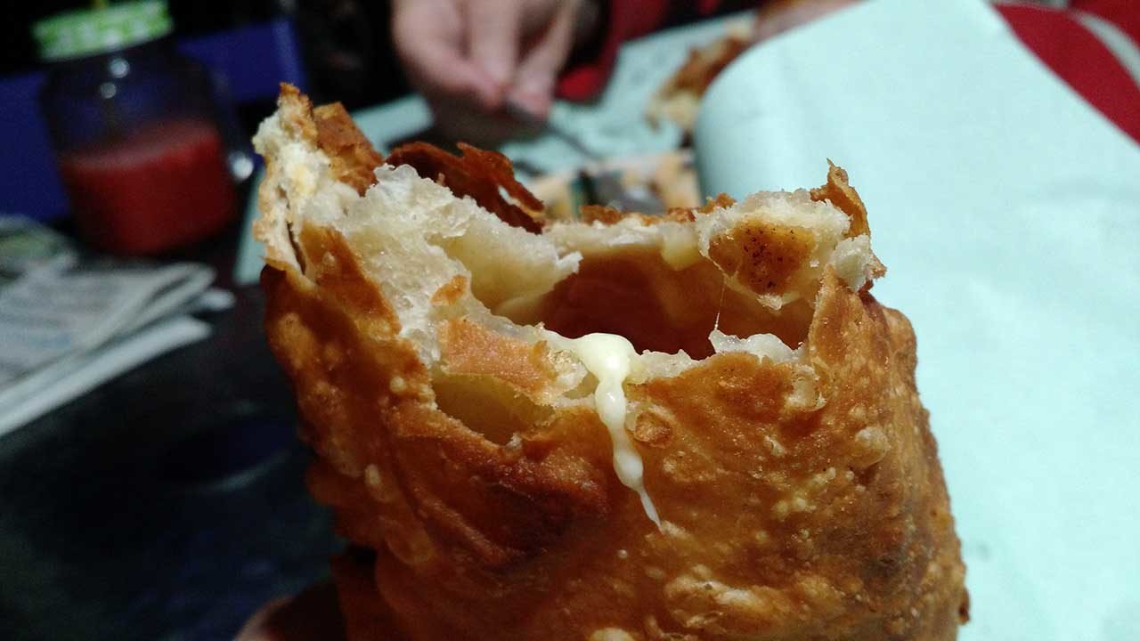 Empanada del Puro Chile