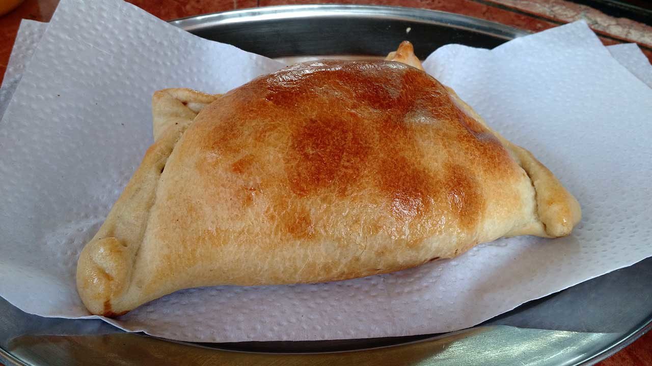Empanadas chilenas ne Cuenca: de carne.